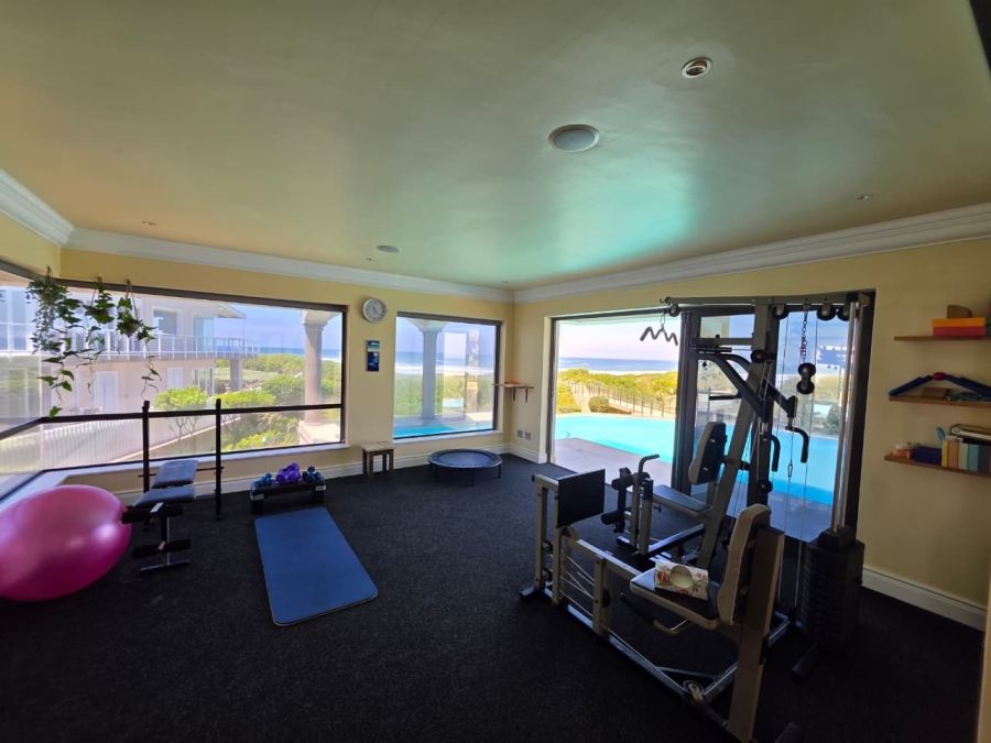 6 Bedroom Property for Sale in Myoli Beach Western Cape